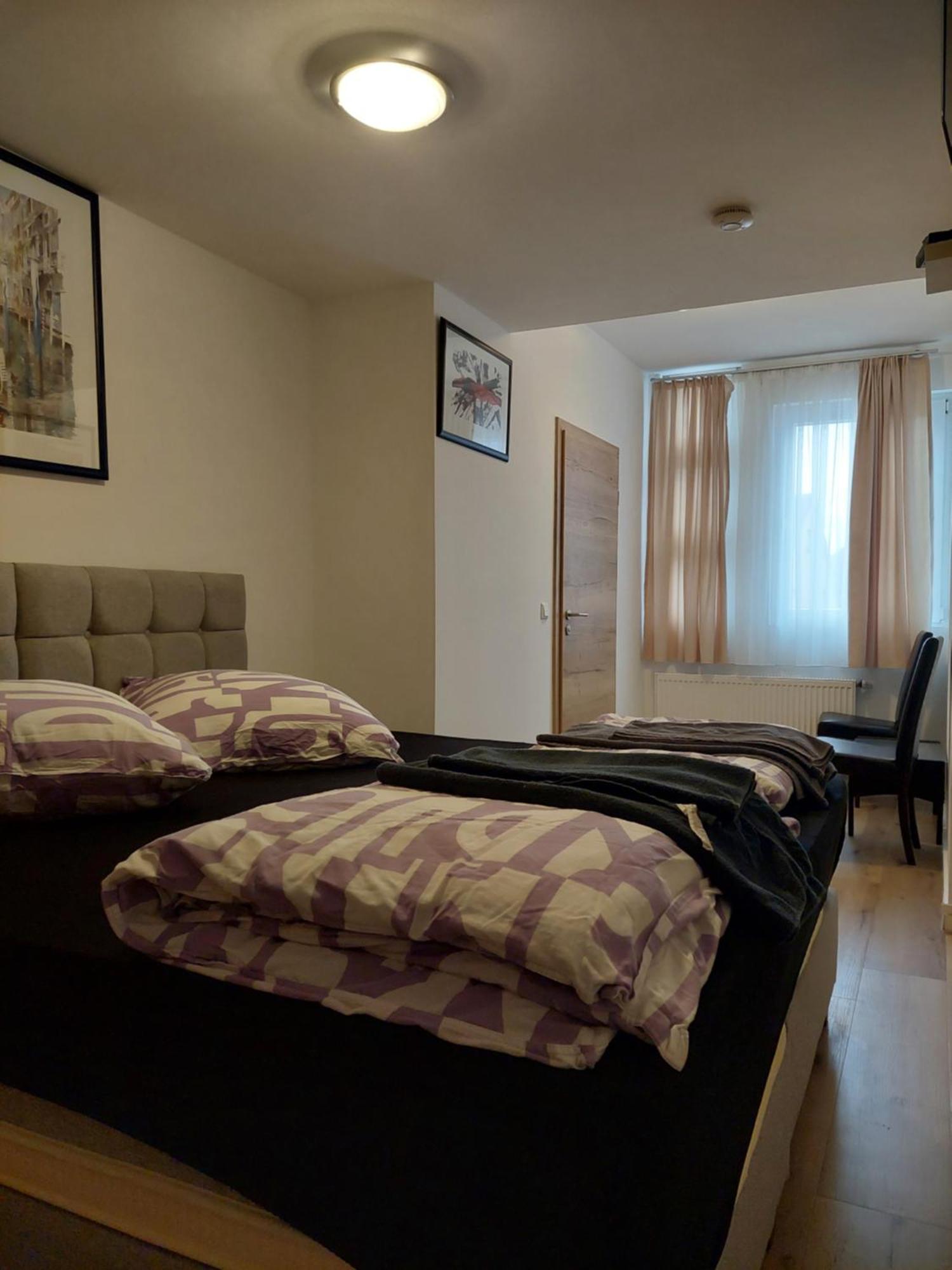 Hotel Bruchsaler Herz Экстерьер фото
